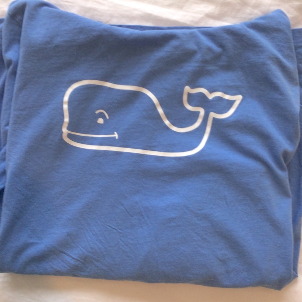 Vineyard Vines long sleeve hoodie T-shirt